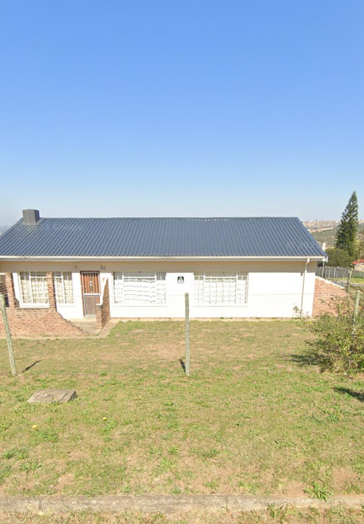 THREE BEDROOM HOUSE IN WEST BANK, KING WILLIAMS TOWN