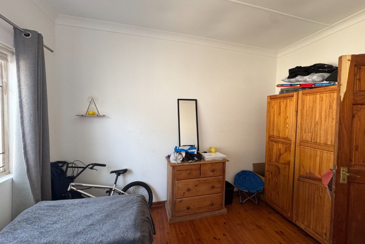 Income generating property in ideal area