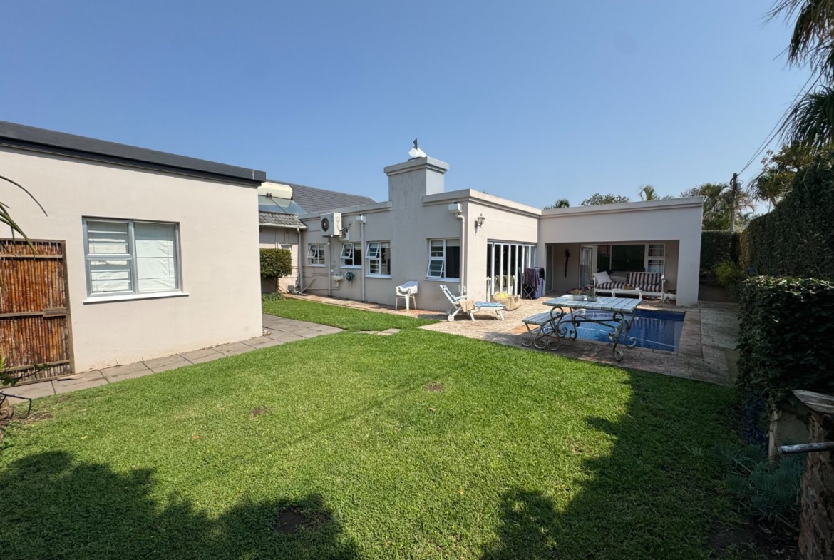 Income generating property in ideal area