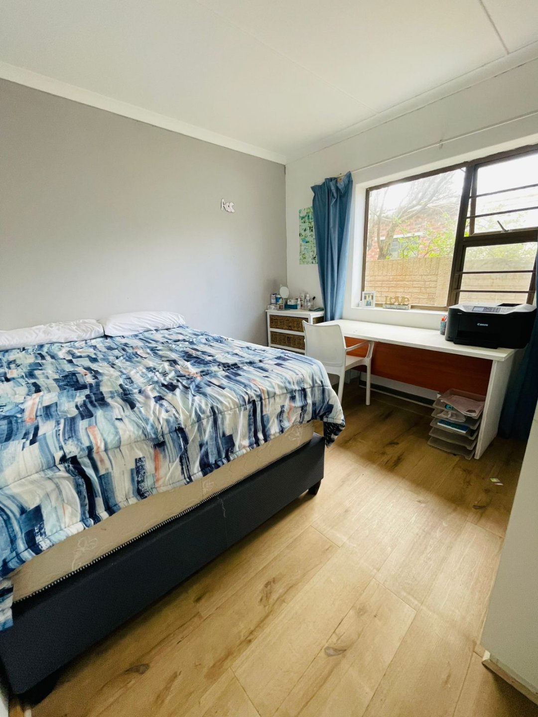 14 3 Bedroom House for Sale in Gonubie