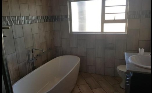 House For Sale in Buffalo Flats, East London