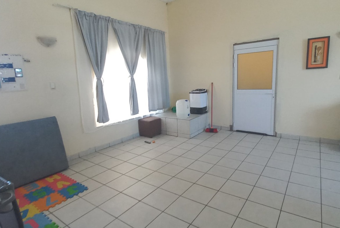 2-Bedroom Apartment in Prime Quigney – Investment Potential!