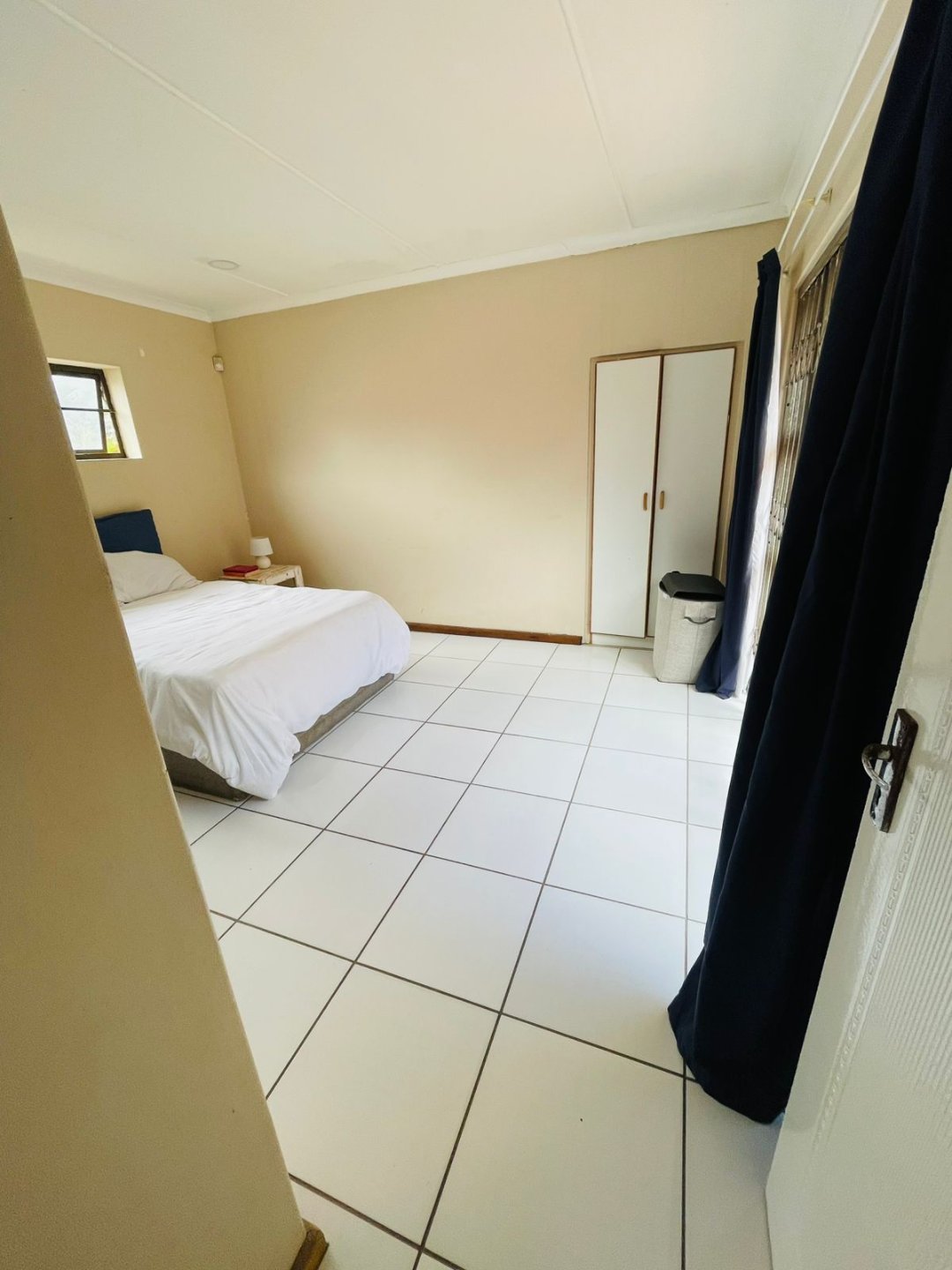 18 3 Bedroom House for Sale in Gonubie