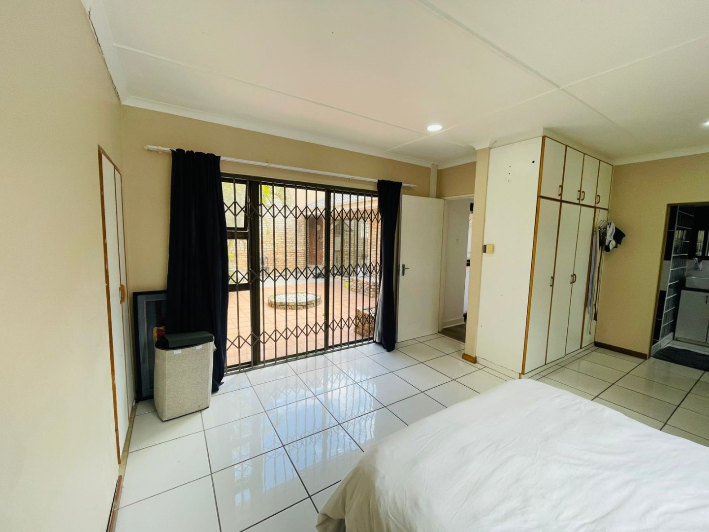20 3 Bedroom House for Sale in Gonubie