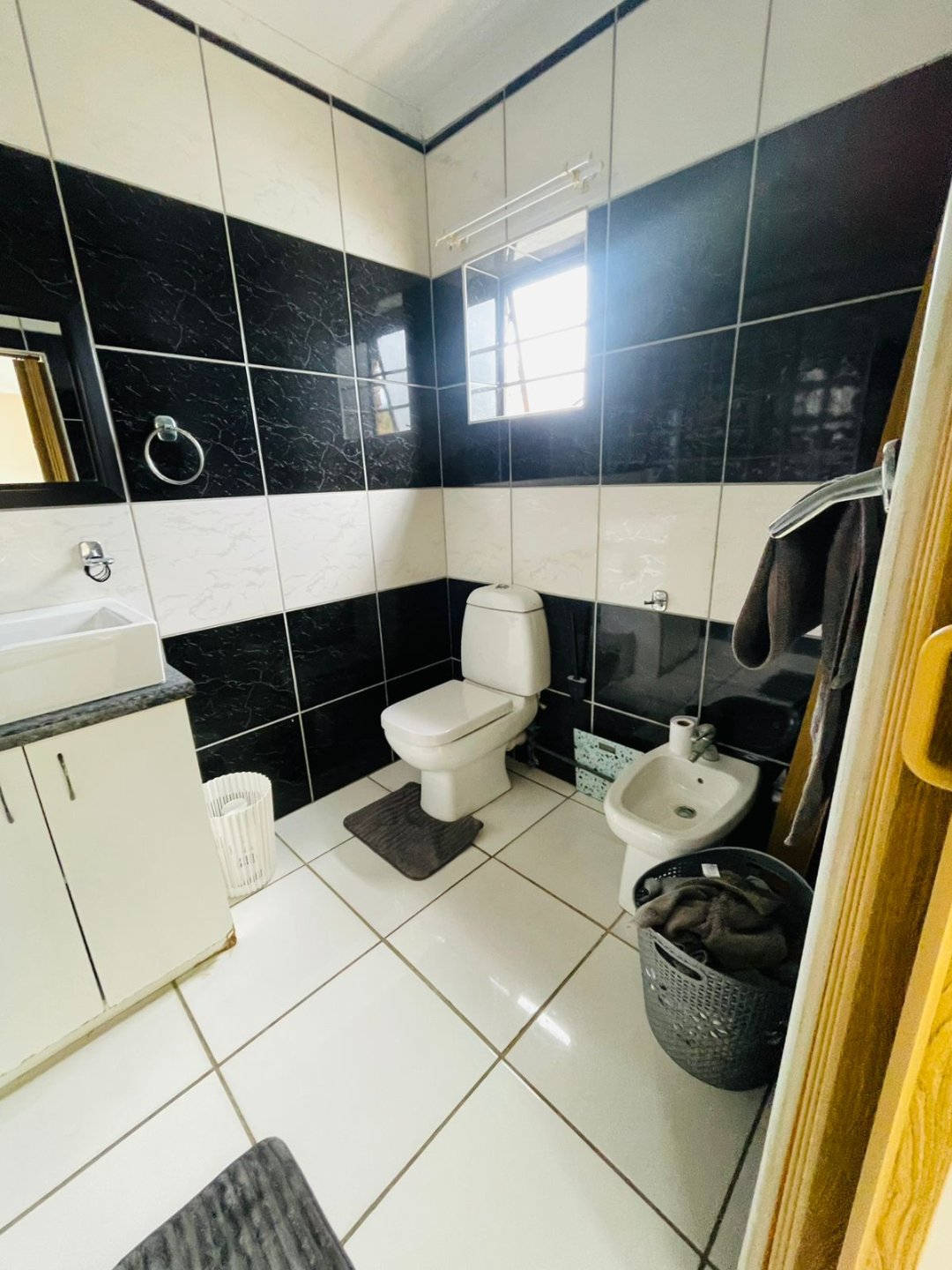 23 3 Bedroom House for Sale in Gonubie