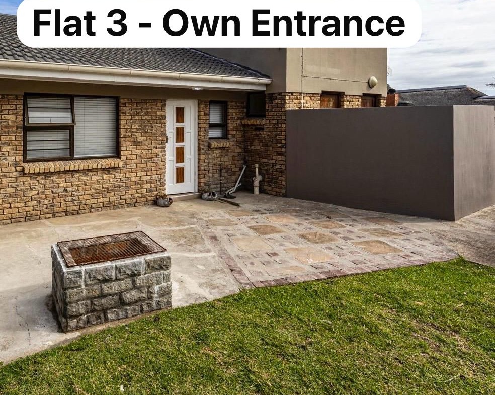 3 Bedroom House for Sale in Gonubie