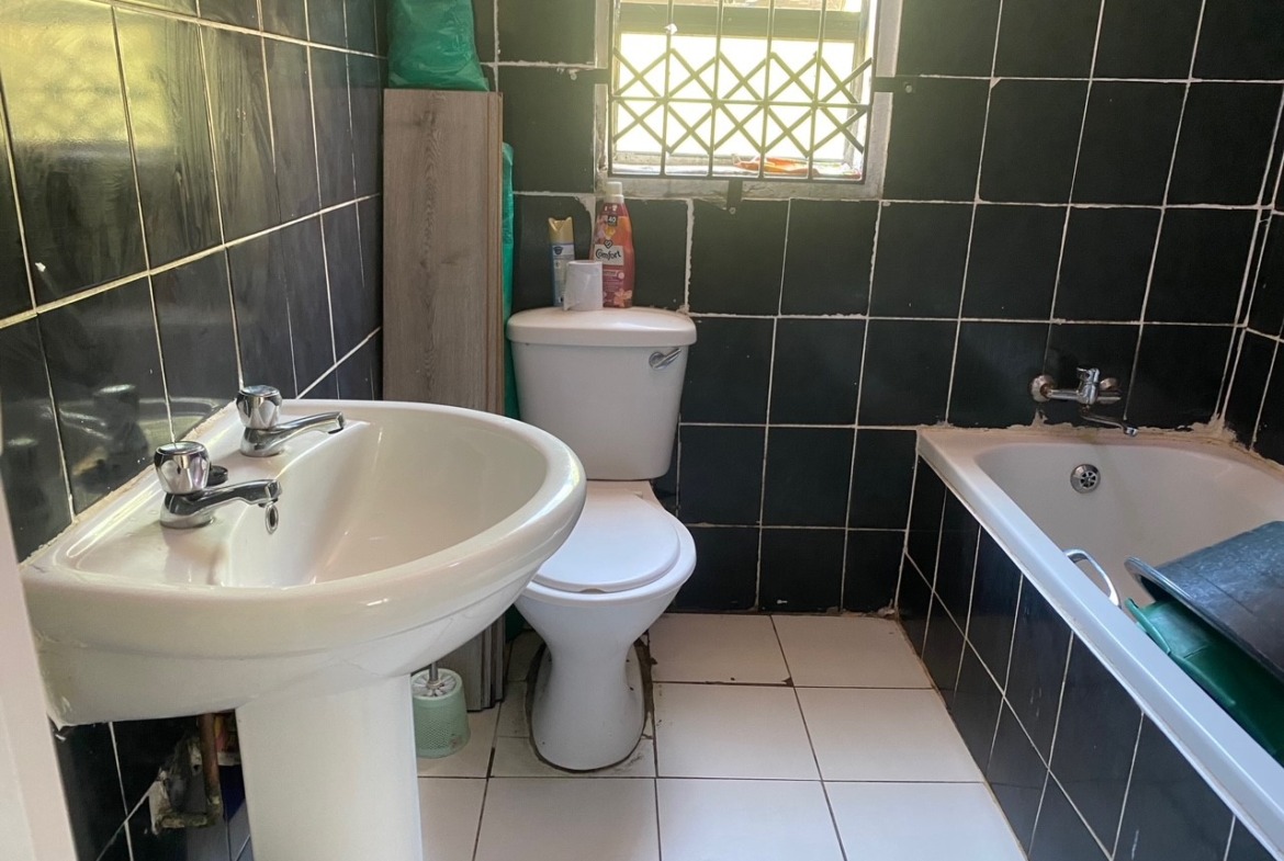Two bedroom house for sale in NU16 Mdantsane