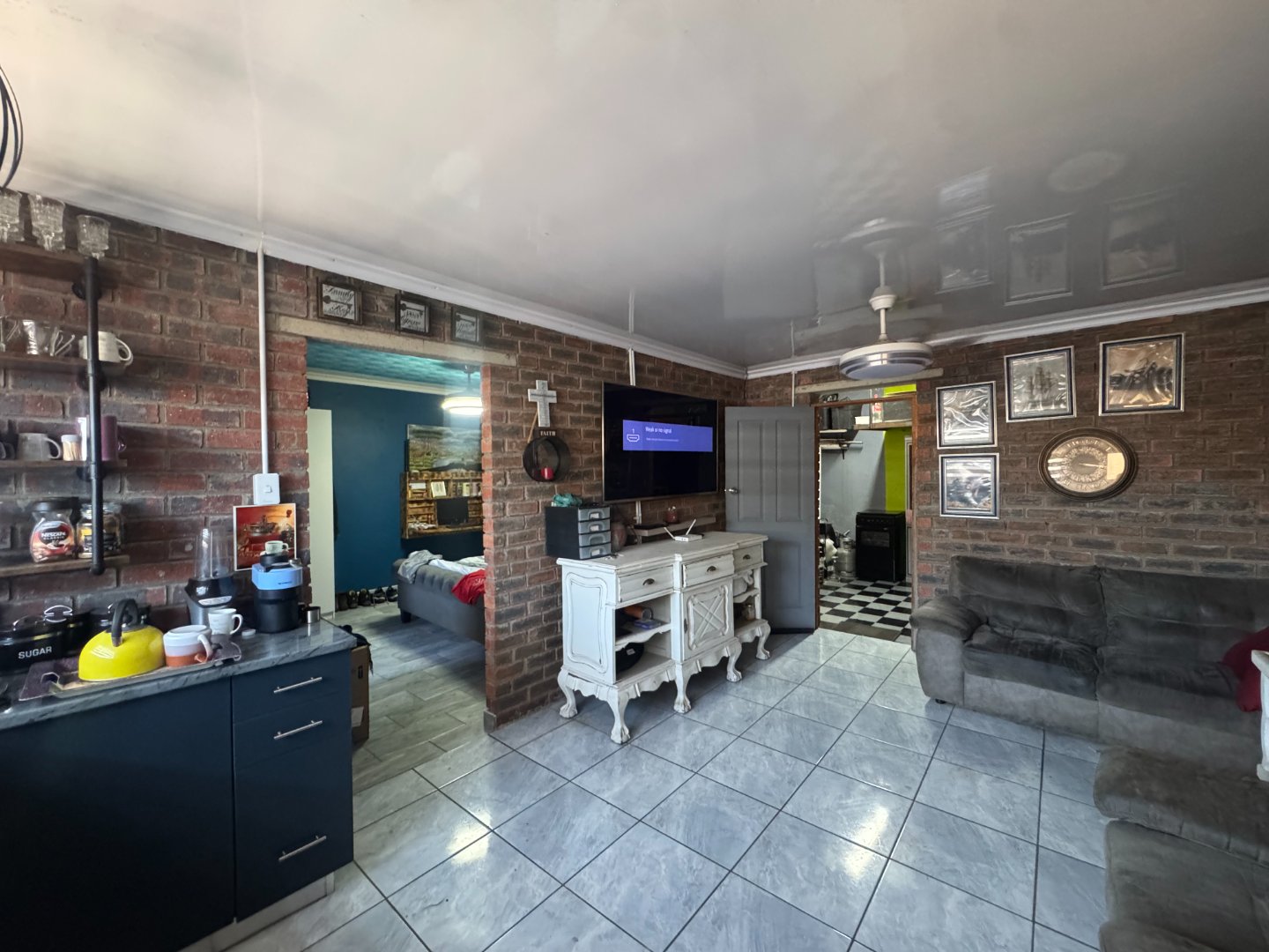 8 A Family Home with income gereration