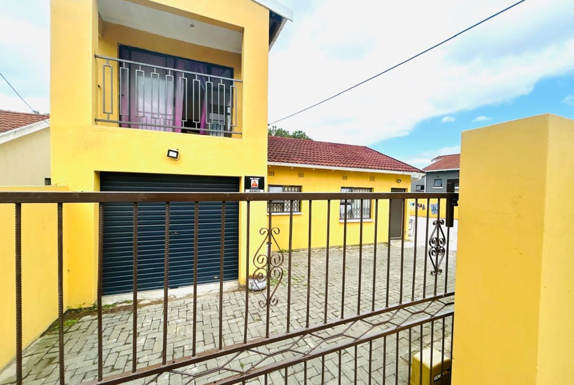 Haven Hills contemporary two-storey home for sale