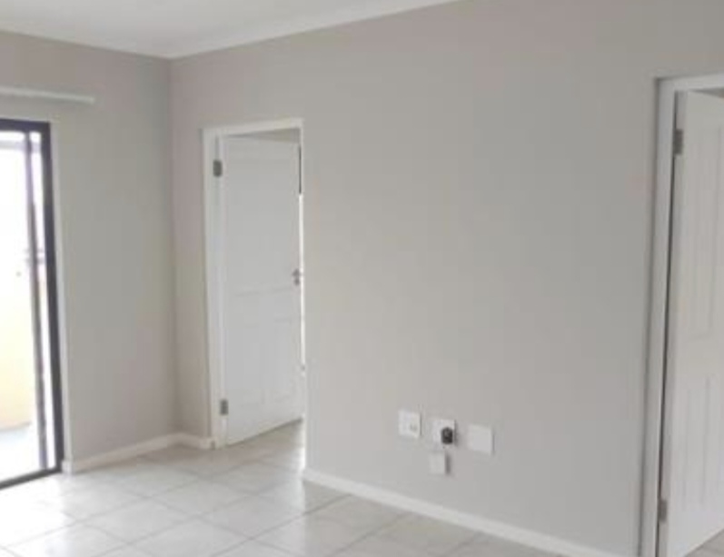 A charming 3-bedroom, 2-bathroom apartment available for purchase in Kidd’s Beach.