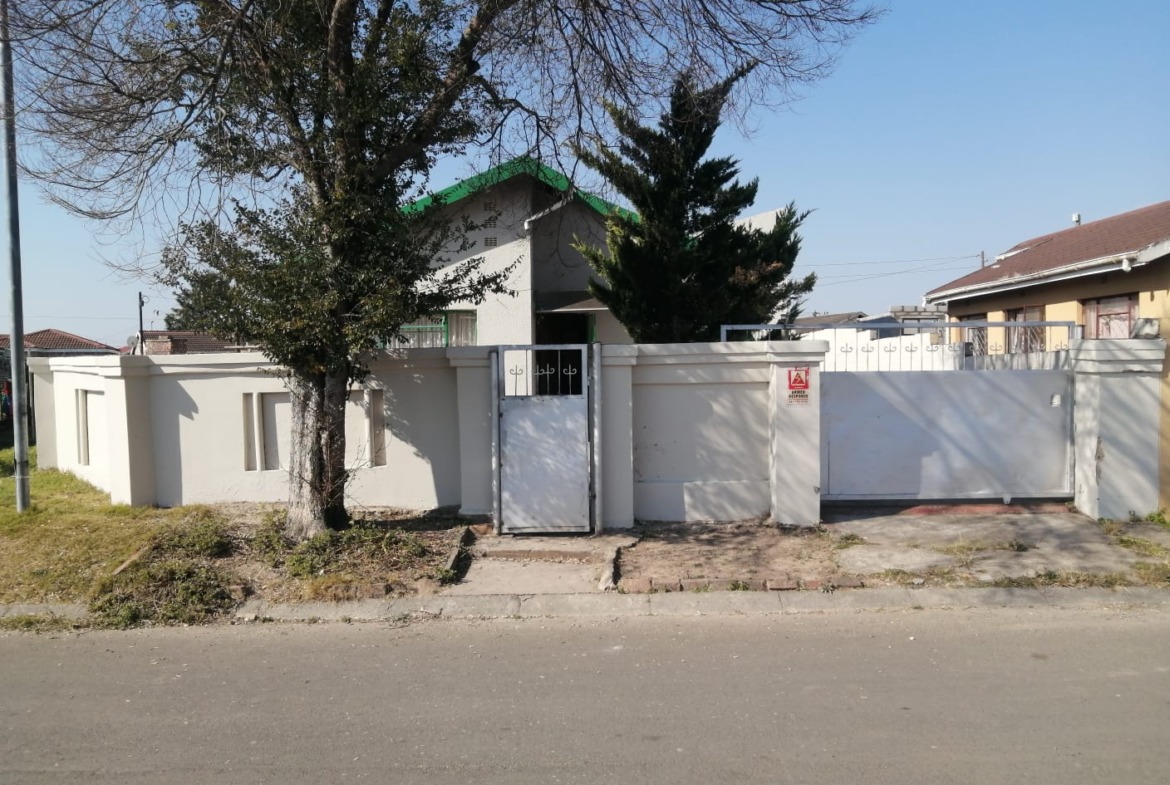 3 BEDROOM IN LOLO PARK FOR SALE