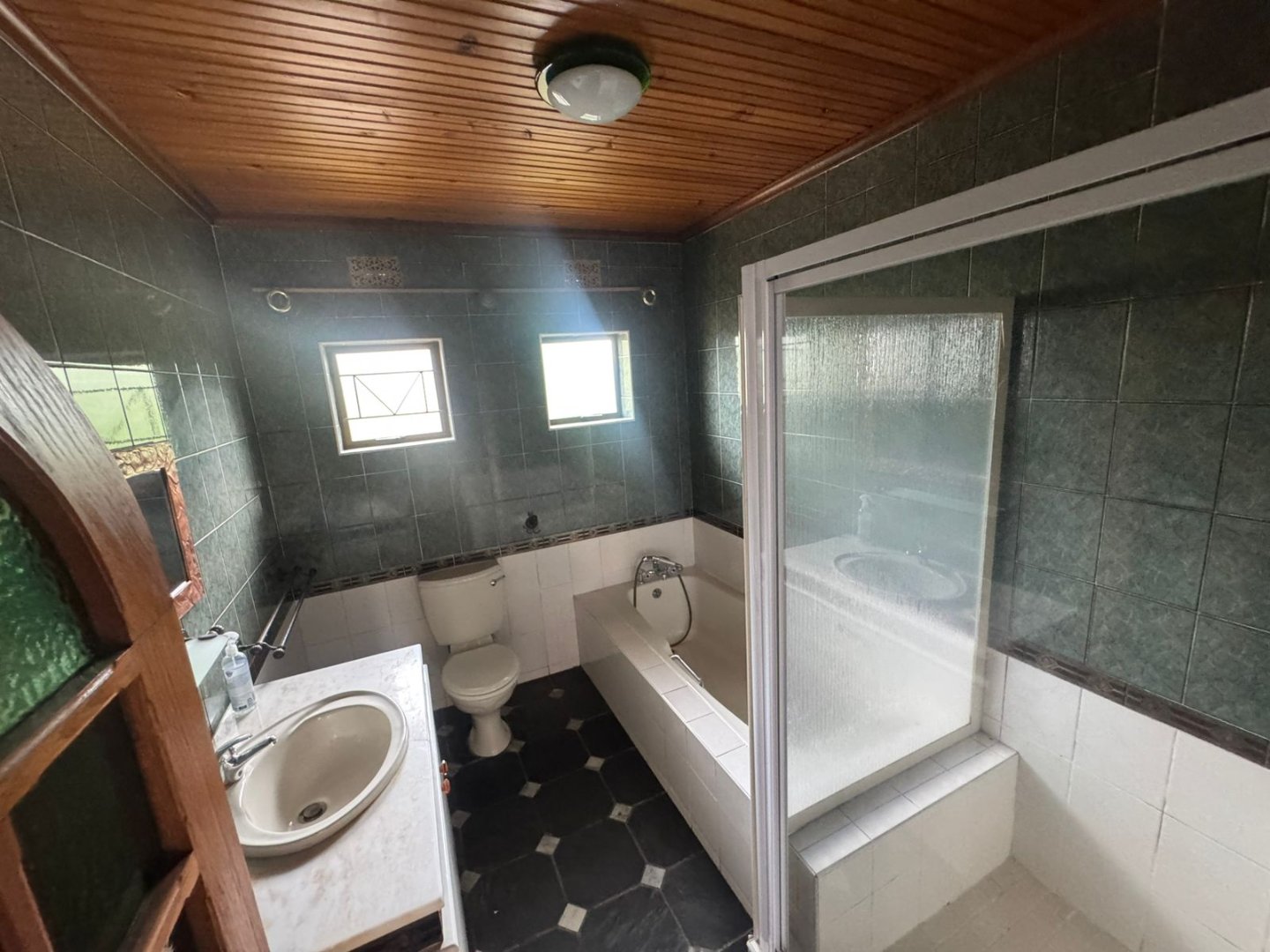 14 Luxury and convenience in one remarkable package