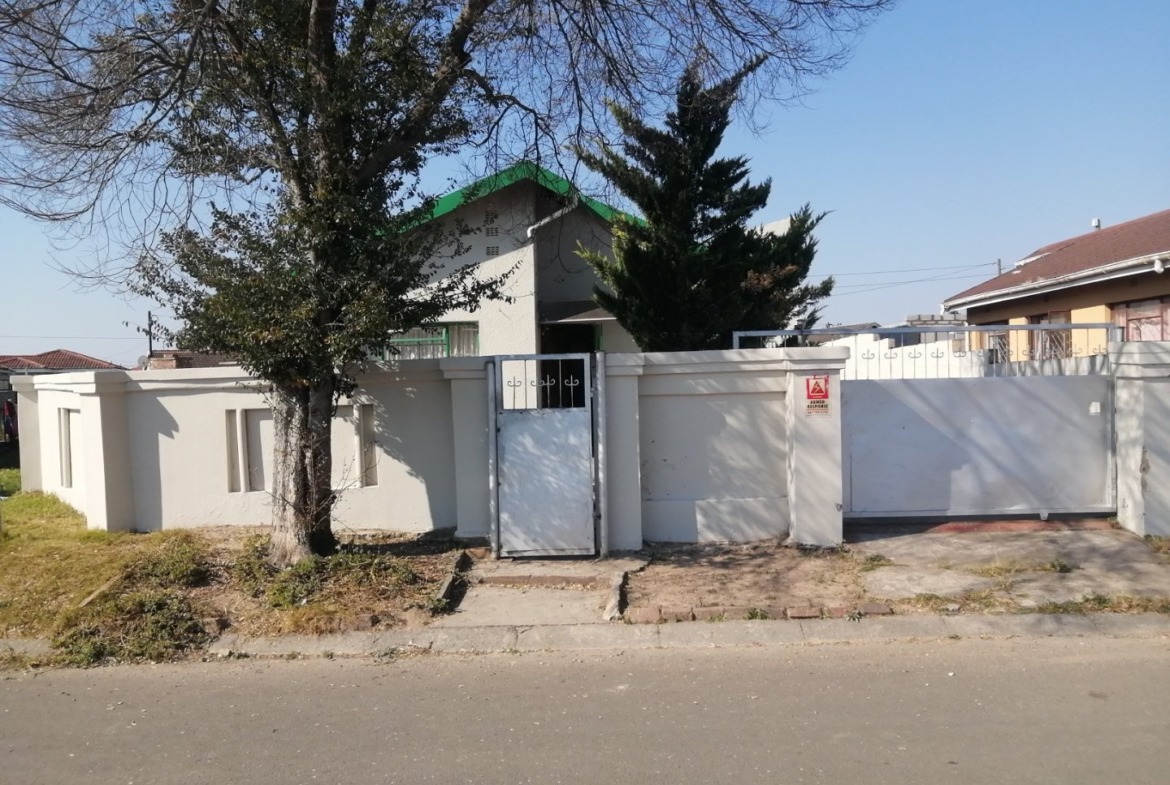 3 BEDROOM IN LOLO PARK FOR SALE