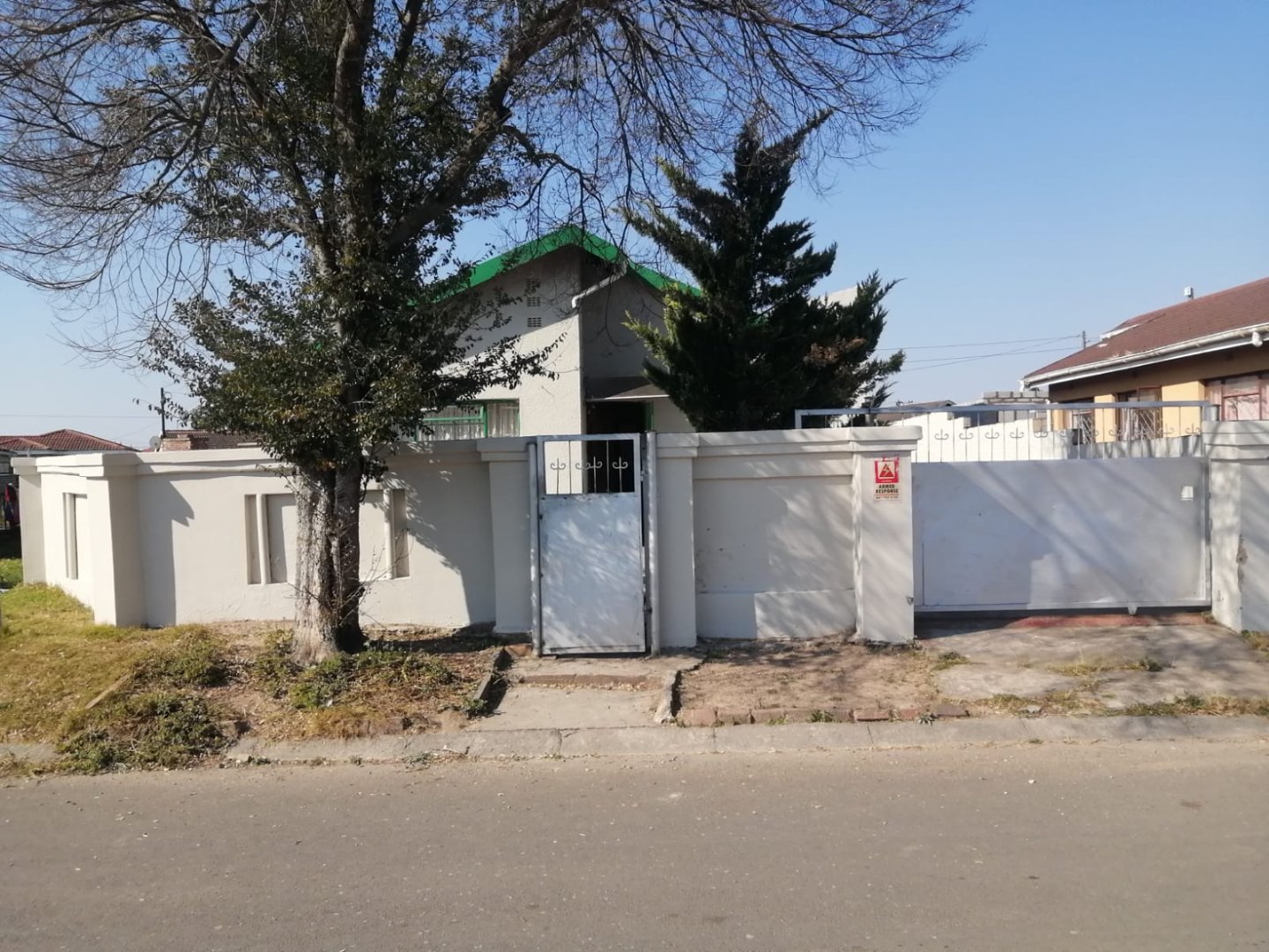 22 3 BEDROOM IN LOLO PARK FOR SALE