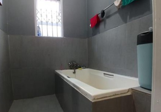 House for sale in Fort Hill KWT