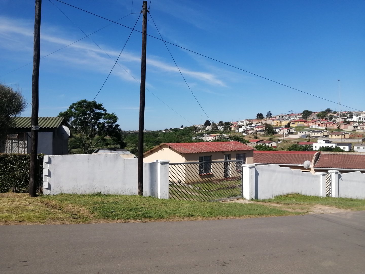 3 2 BEDROOM HOME WITH 6 GRANNY FLATS FOR SALE IN NU15