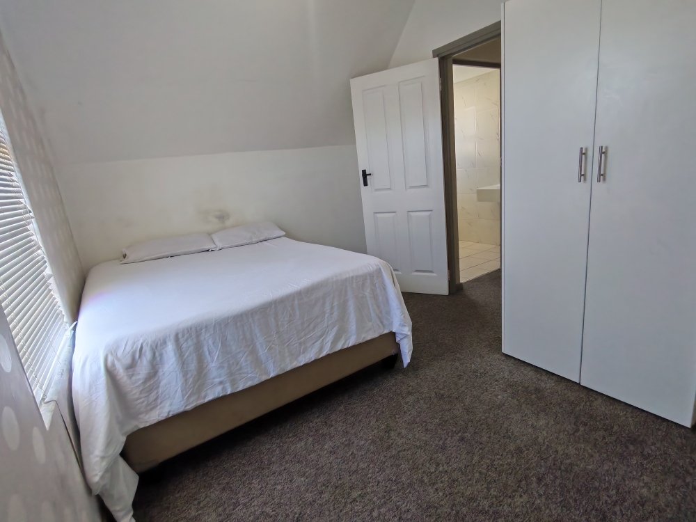 Beautiful, Neat and Modern townhouse for sale!!!