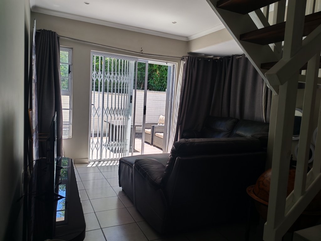 Beautiful, Neat and Modern townhouse for sale!!!