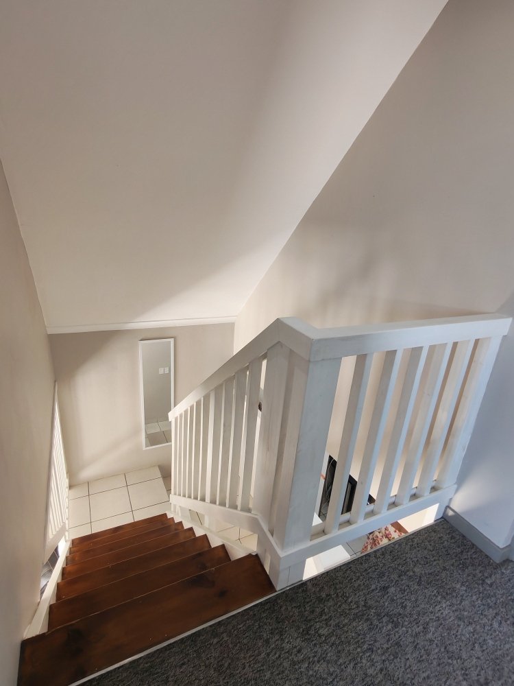 4 Beautiful, Neat and Modern townhouse for sale!!!