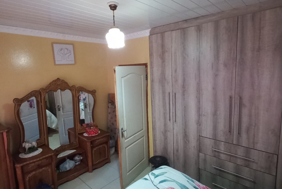 Modern 3-Bedroom Family Home on a Generous Corner Stand – NU17, Mdantsane