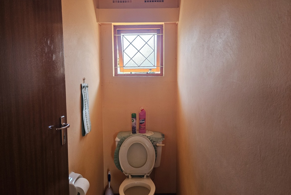 Spacious Family Home with Granny Flat in a Prime Location