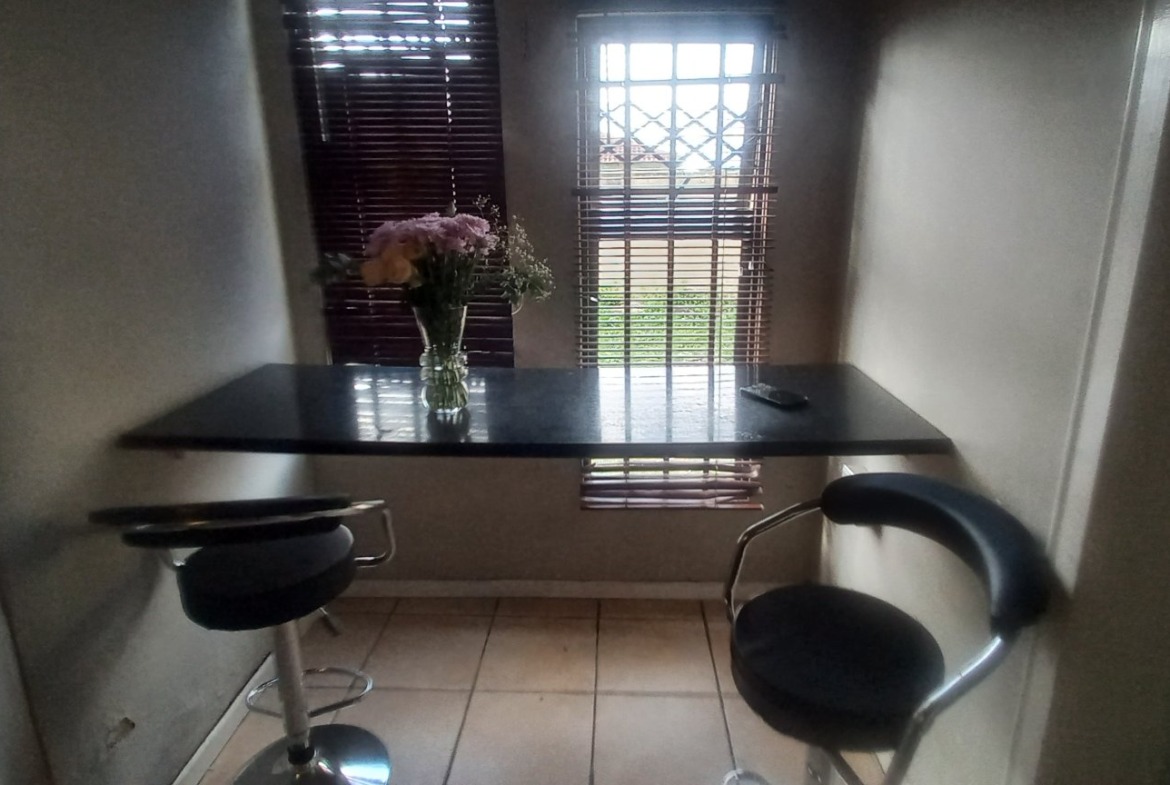 Prime Investment Opportunity in Amalinda Forest: 3-Bedroom House + 4 Income-Generating Flats!