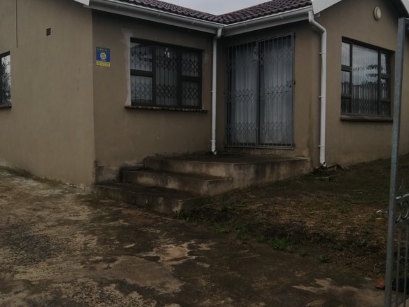 Modern 3-Bedroom Family Home in NU2