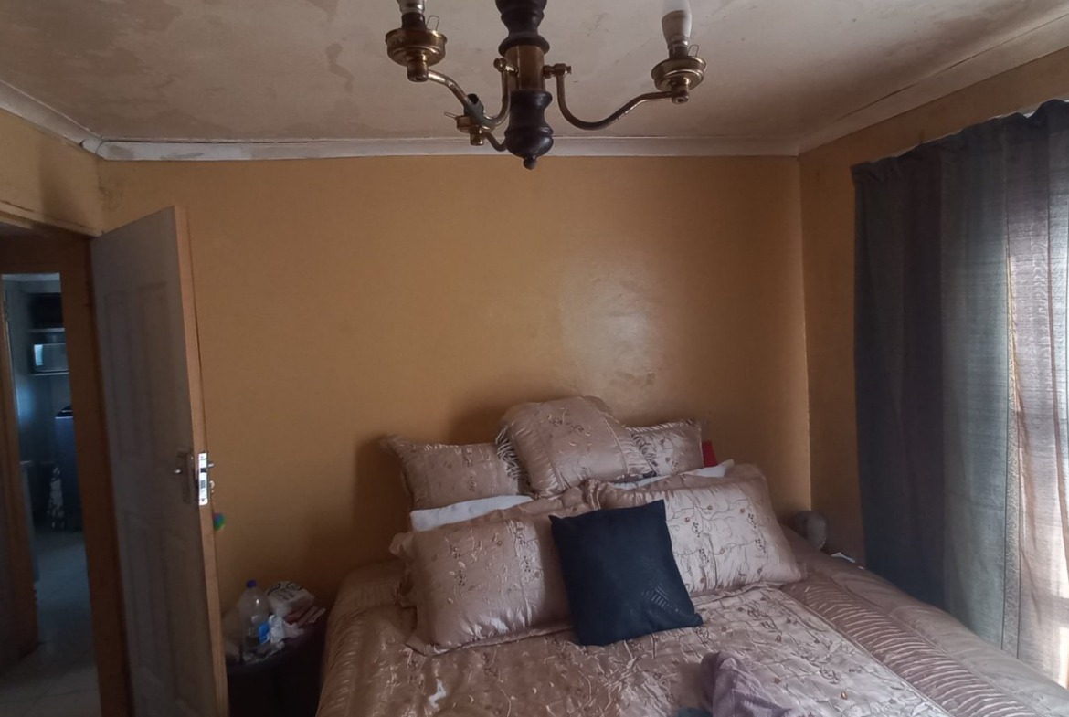 Beautiful 5-Bedroom Property For Sale in NU12, Mdantsane