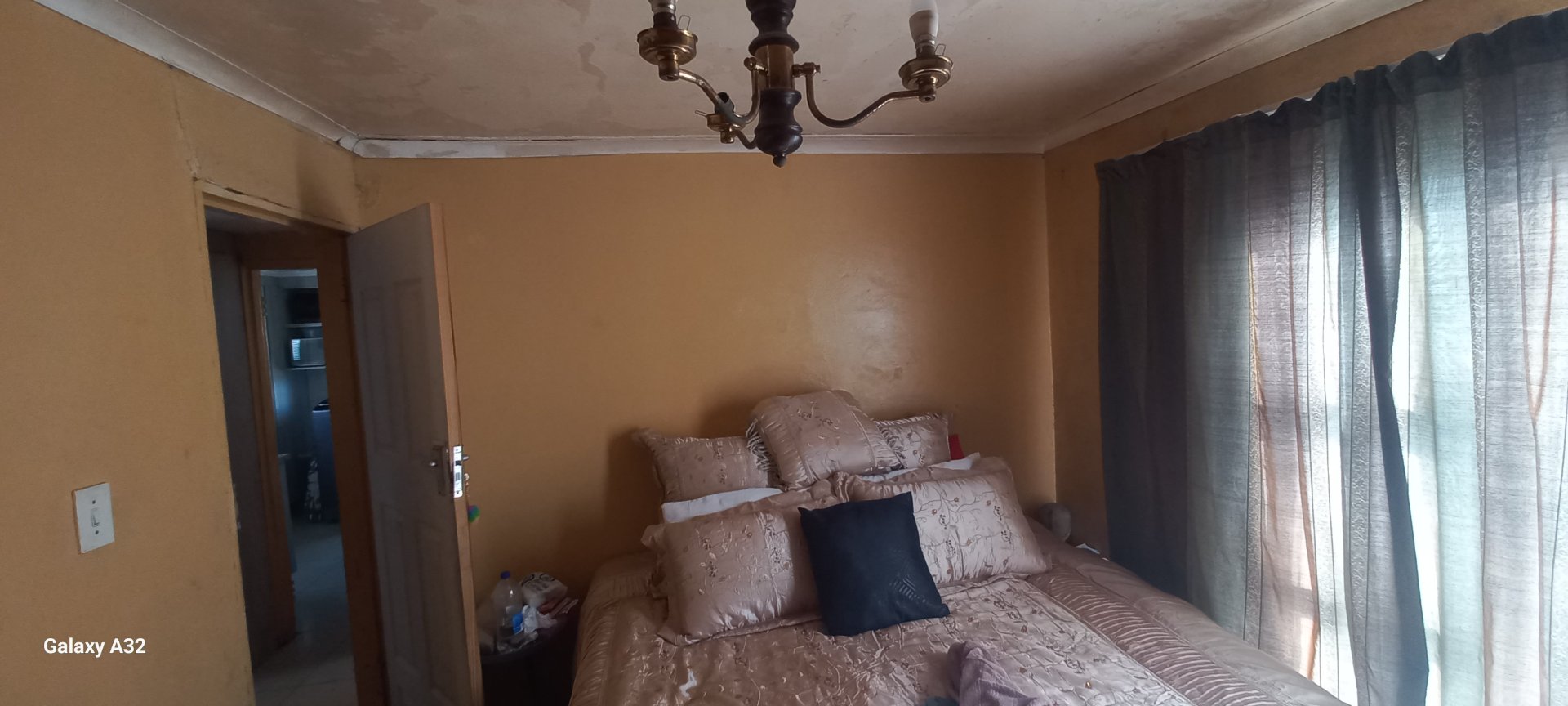 Beautiful 5-Bedroom Property For Sale in NU12, Mdantsane
