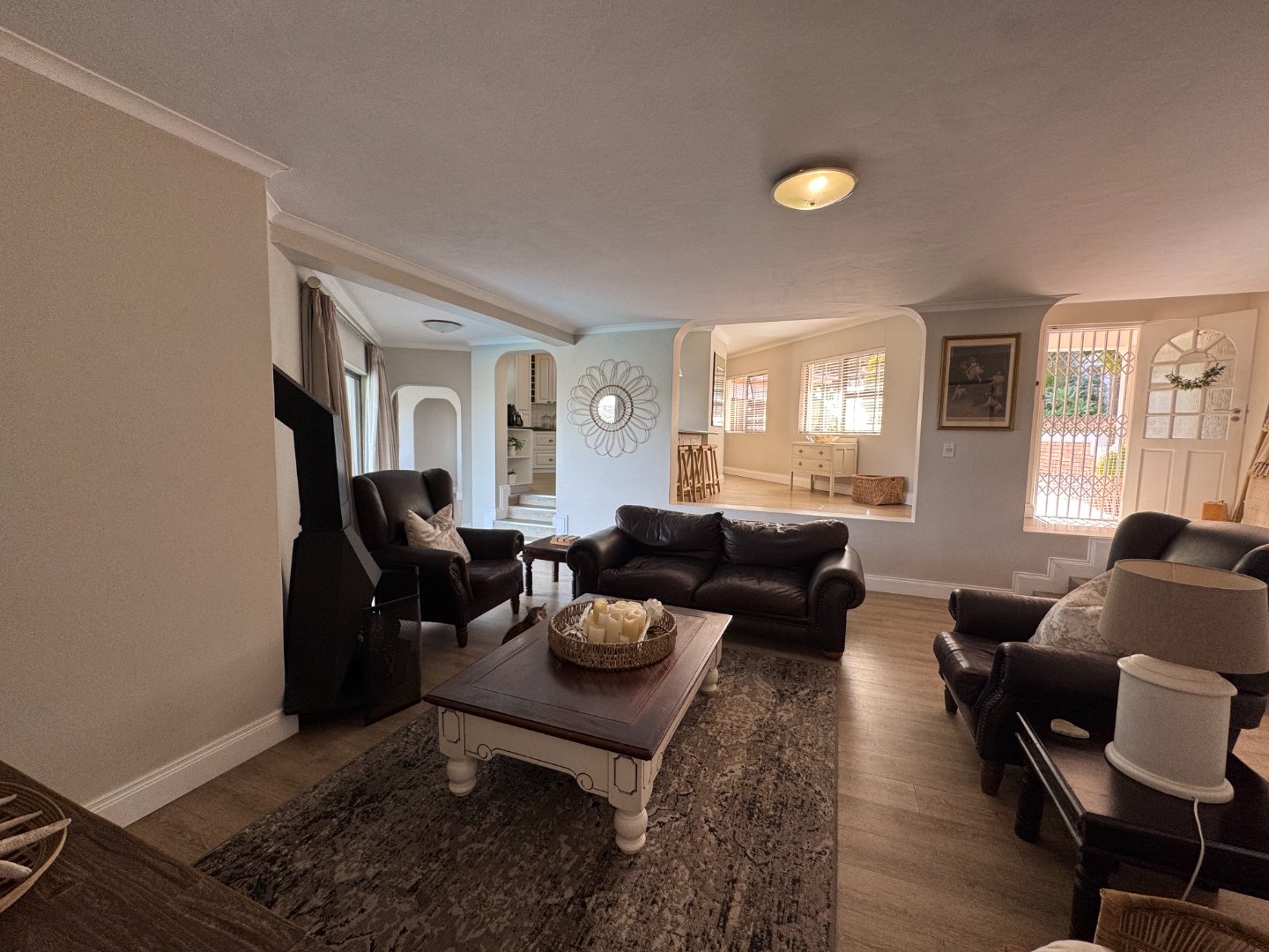 Luxurious Beacon Bay Family Home with Pool