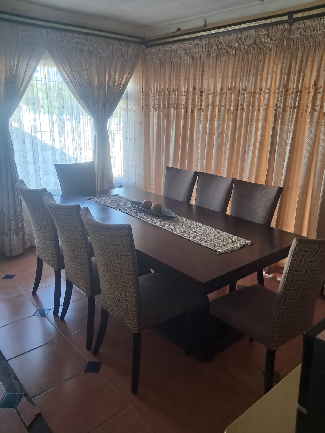 5 Spacious Property with Excellent Income-Generating Potential